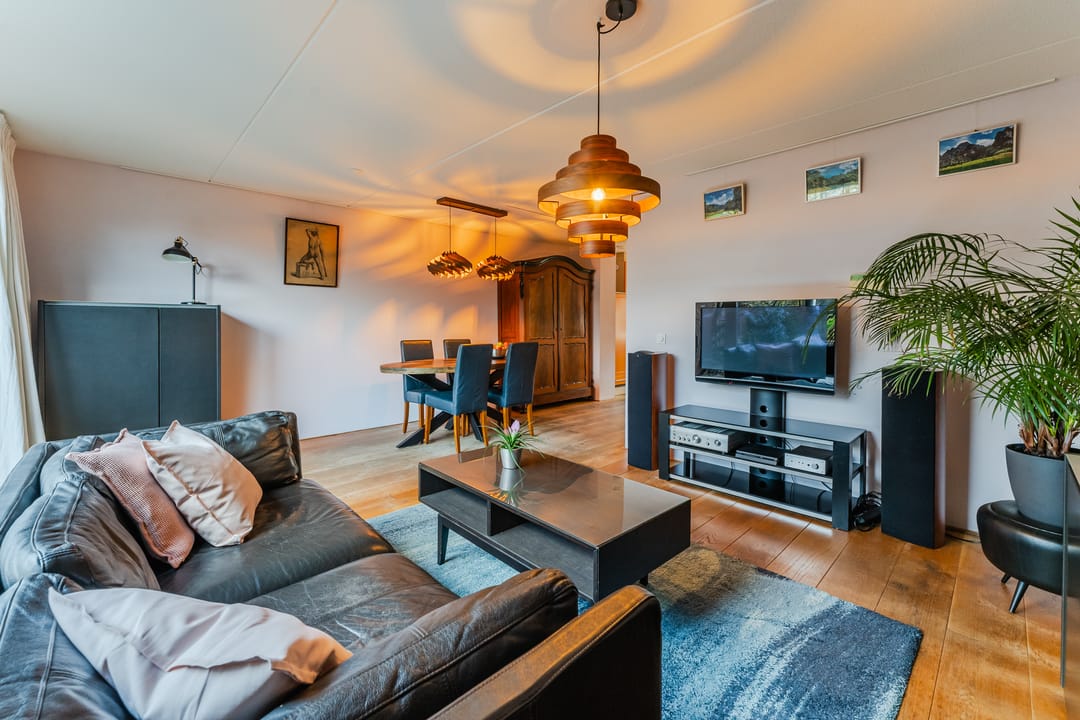 Foto 2 van Waterviolier 4