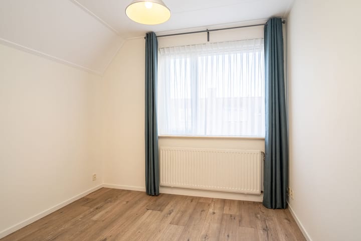 Foto 17 van Julie de Graaglaan 73