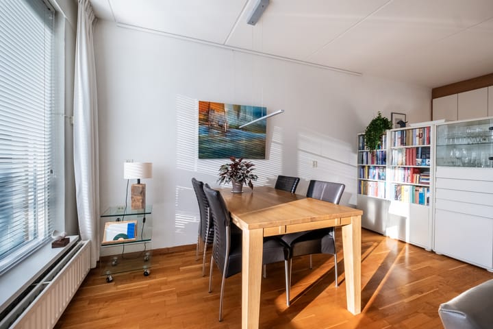 Foto 9 van Generaal Marshallweg 73