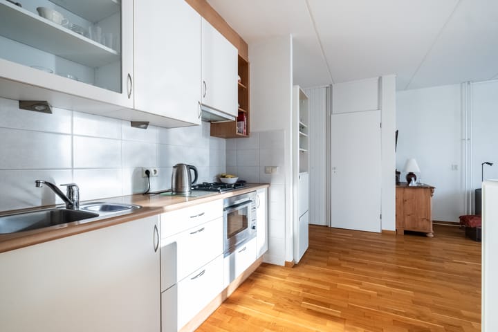 Foto 13 van Generaal Marshallweg 73