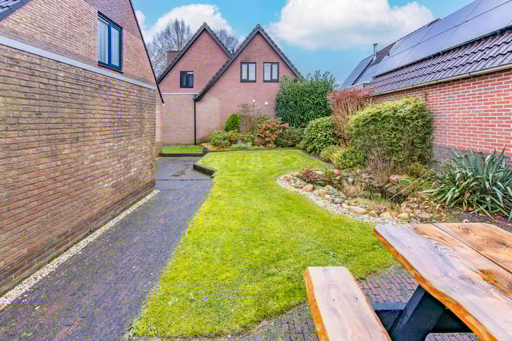 Foto 33 van De Lijnstukken 1