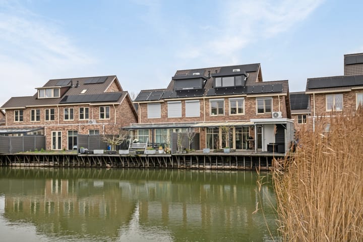 Foto 3 van Jean-Paul Sartrestraat 6