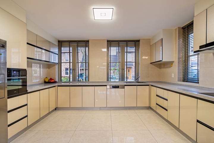 Foto 24 van Jean-Paul Sartrestraat 6