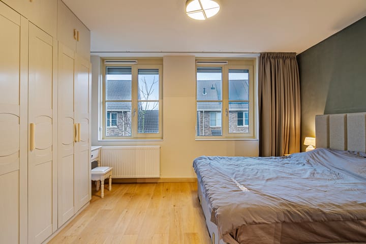 Foto 28 van Jean-Paul Sartrestraat 6