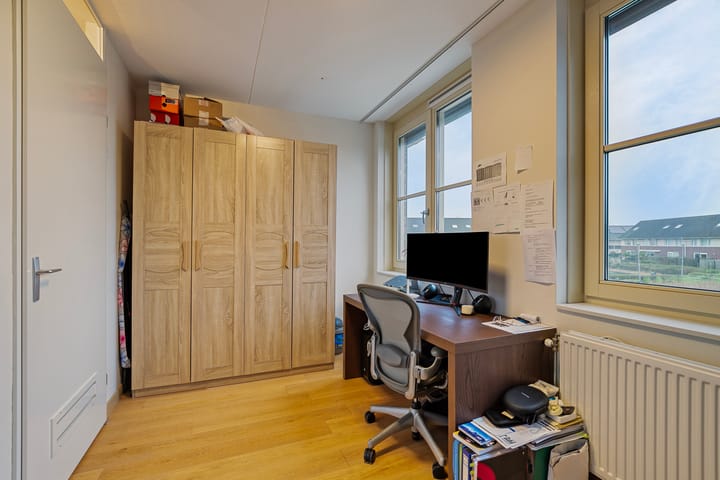 Foto 31 van Jean-Paul Sartrestraat 6