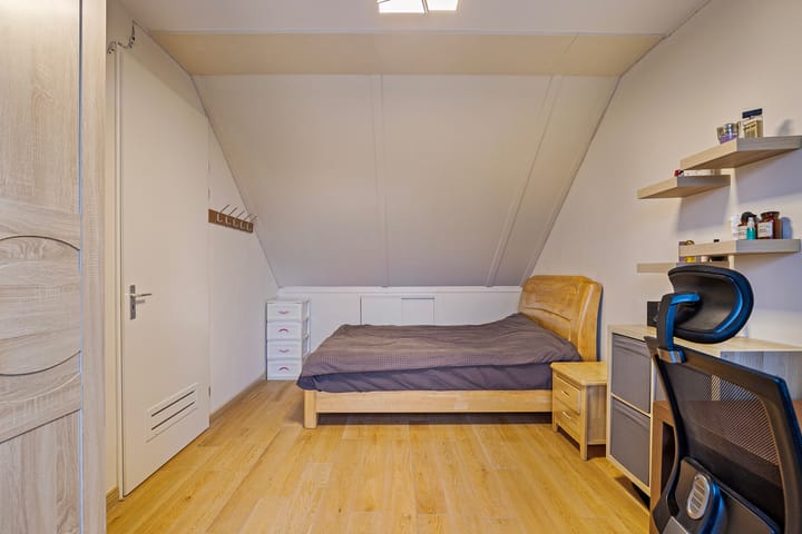 Foto 32 van Jean-Paul Sartrestraat 6