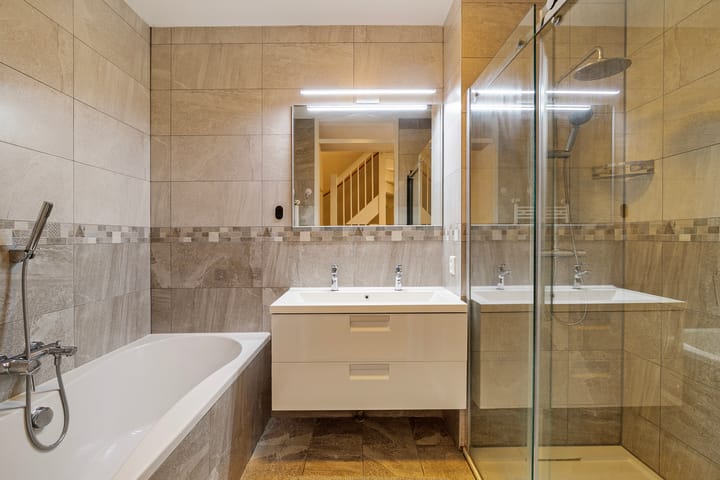 Foto 33 van Jean-Paul Sartrestraat 6