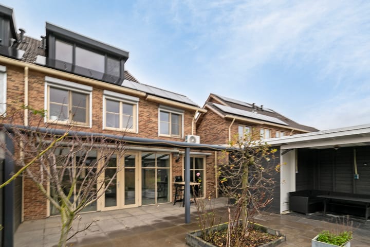 Foto 40 van Jean-Paul Sartrestraat 6