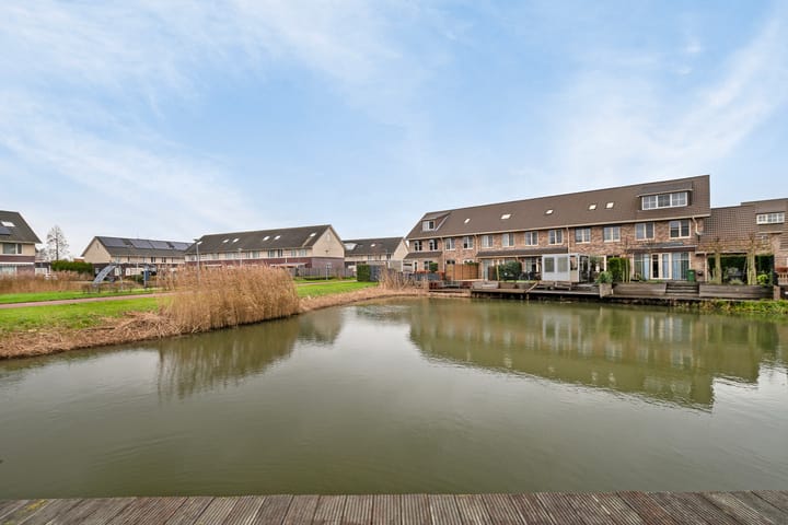 Foto 41 van Jean-Paul Sartrestraat 6