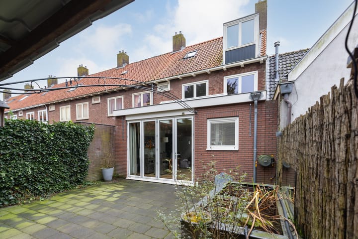 Foto 25 van Cattenhagestraat 58