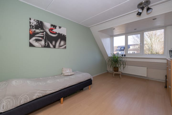 Foto 24 van Waardijnstraat 45