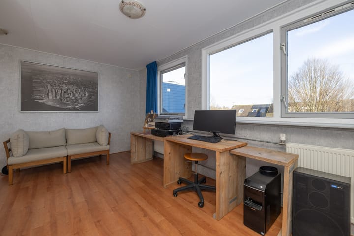 Foto 27 van Waardijnstraat 45