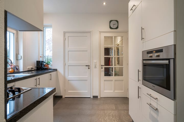 Foto 12 van Burgemeester Teheuxweg 17