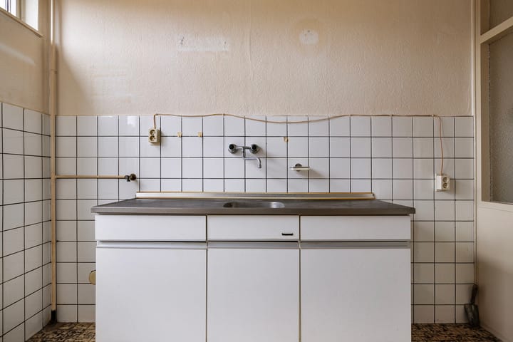 Foto 9 van Stikkerstraat 4