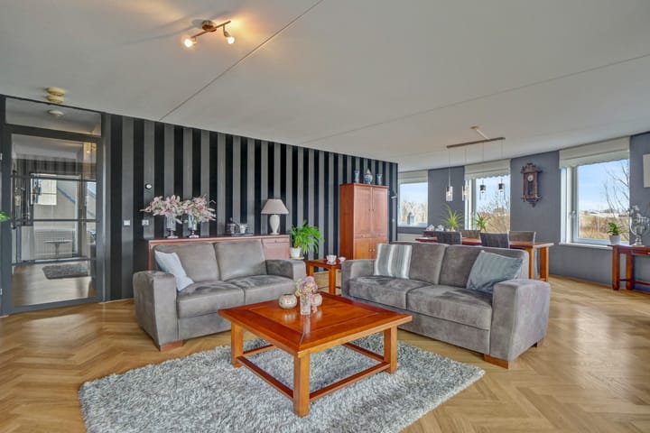 Foto 5 van Mercurius 49