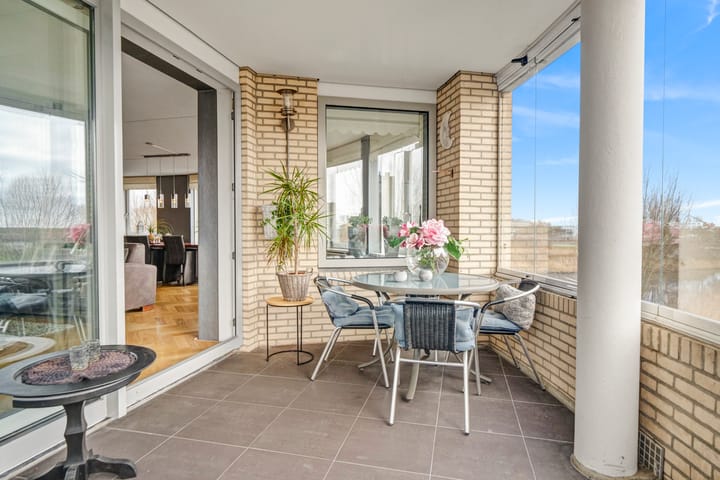 Foto 10 van Mercurius 49