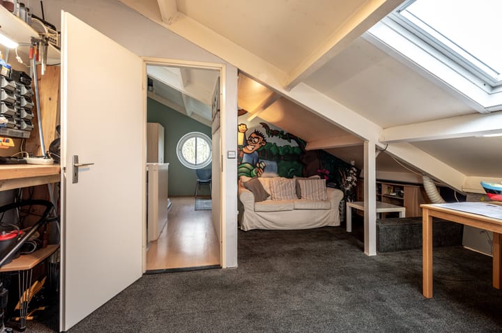 Foto 32 van Piccolostraat 47