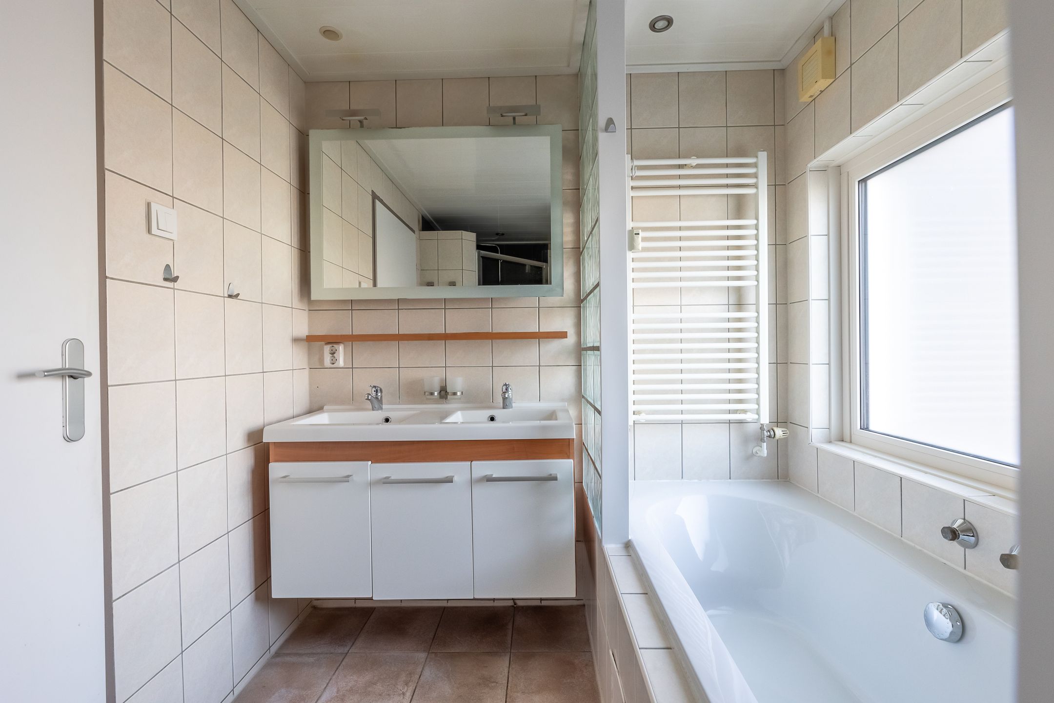 Foto 24 van Falckstraat 5