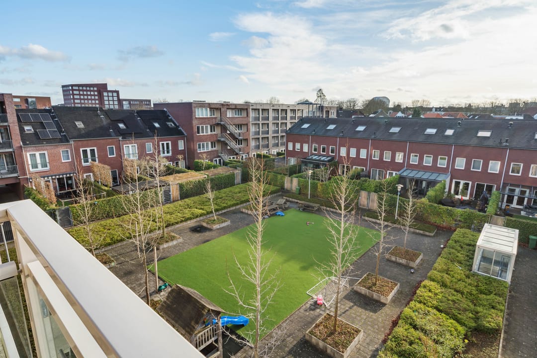 Photo 11 of Stationsweg 57