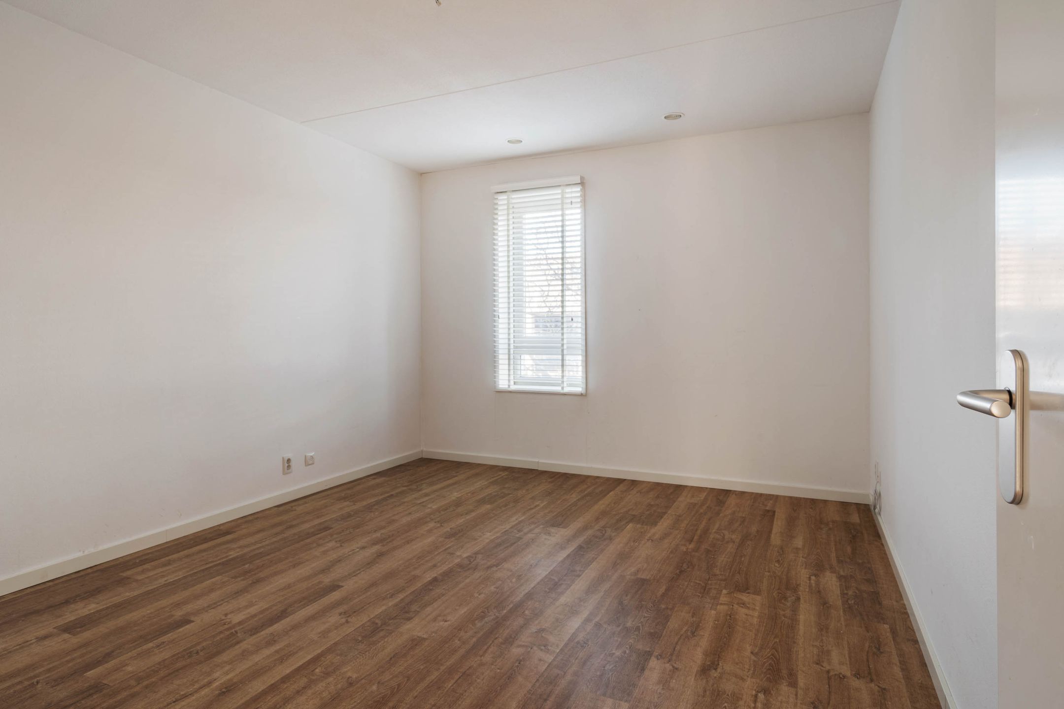 Photo 21 of Stationsweg 57