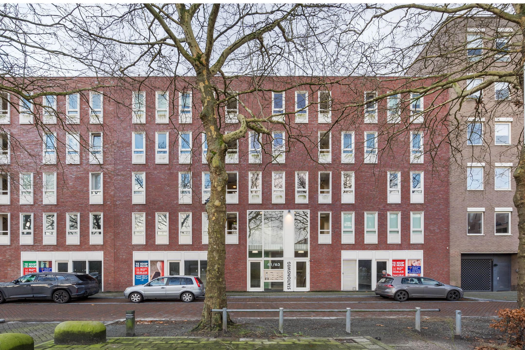 Photo 33 of Stationsweg 57