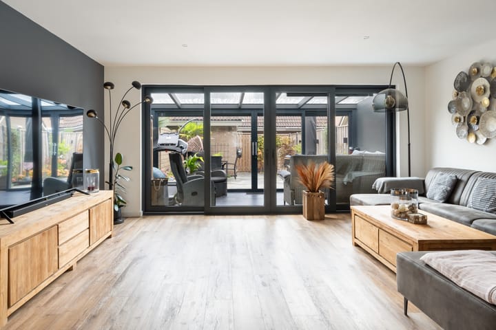 Foto 9 van Rozenerf 8