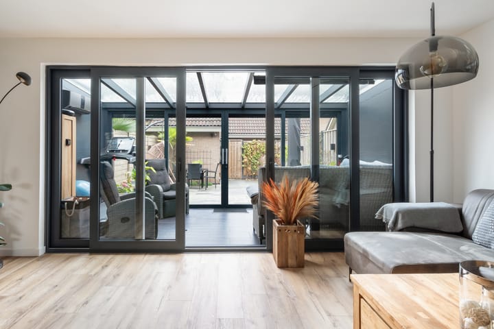 Foto 26 van Rozenerf 8