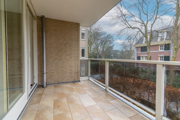 Foto 6 van Julianalaan 7-0008