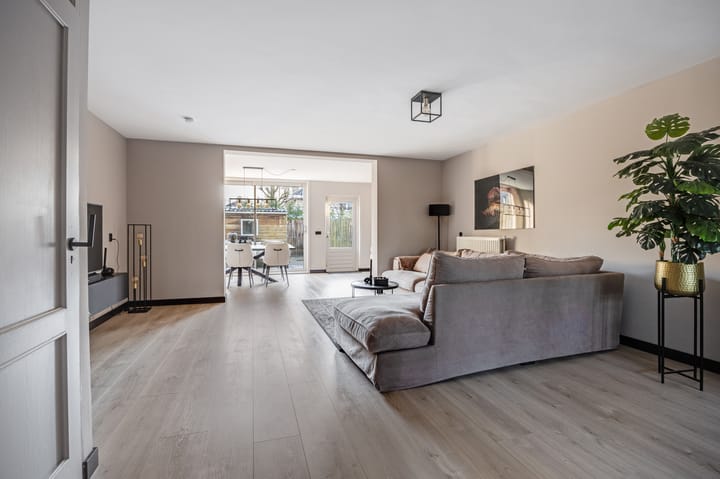 Foto 7 van Marathon 111