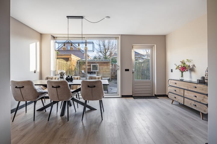 Foto 11 van Marathon 111