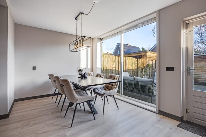 Foto 12 van Marathon 111