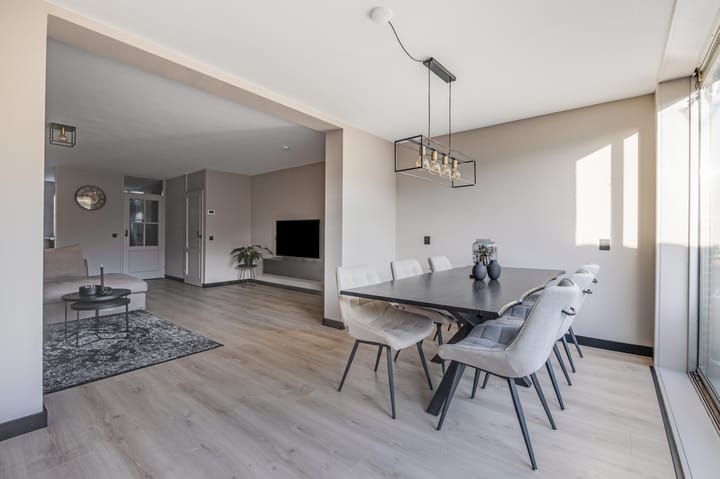 Foto 13 van Marathon 111