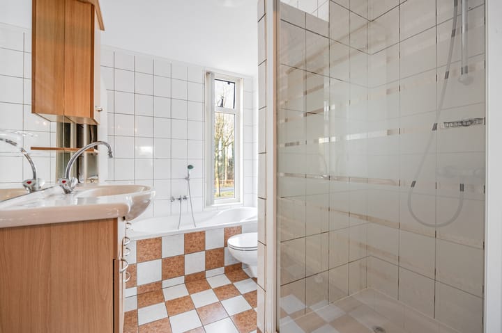 Foto 28 van Marathon 111