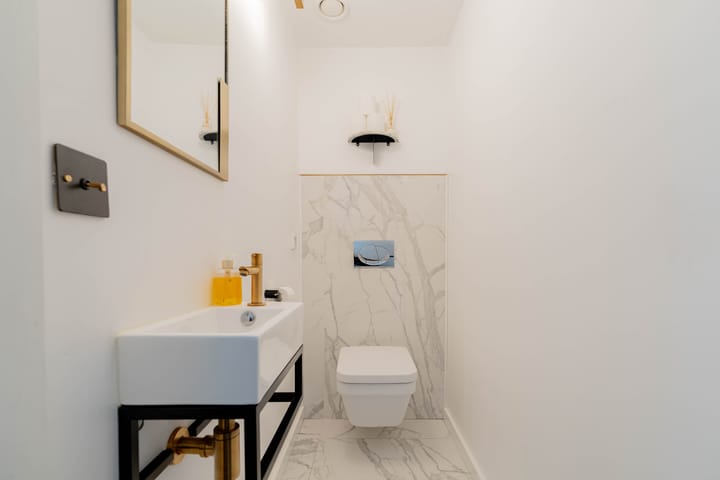 Photo 21 of Nickeriestraat 52-2