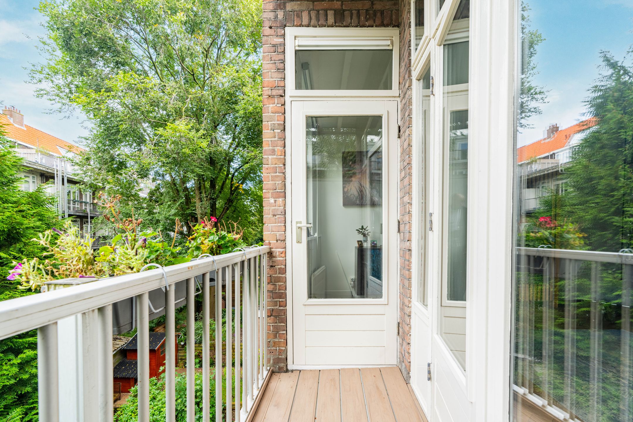 Photo 9 of Nickeriestraat 52-2