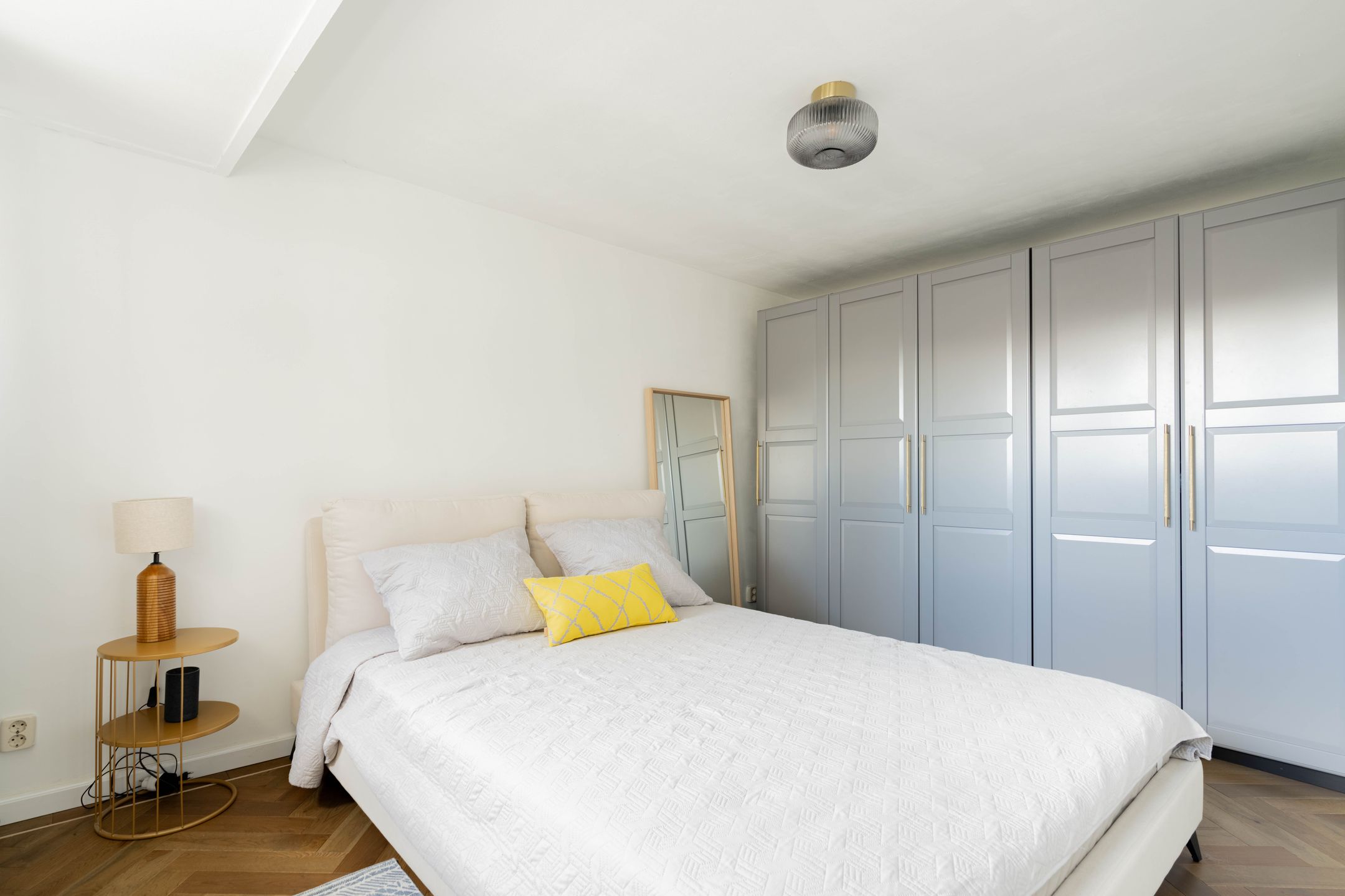 Photo 27 of Nickeriestraat 52-2