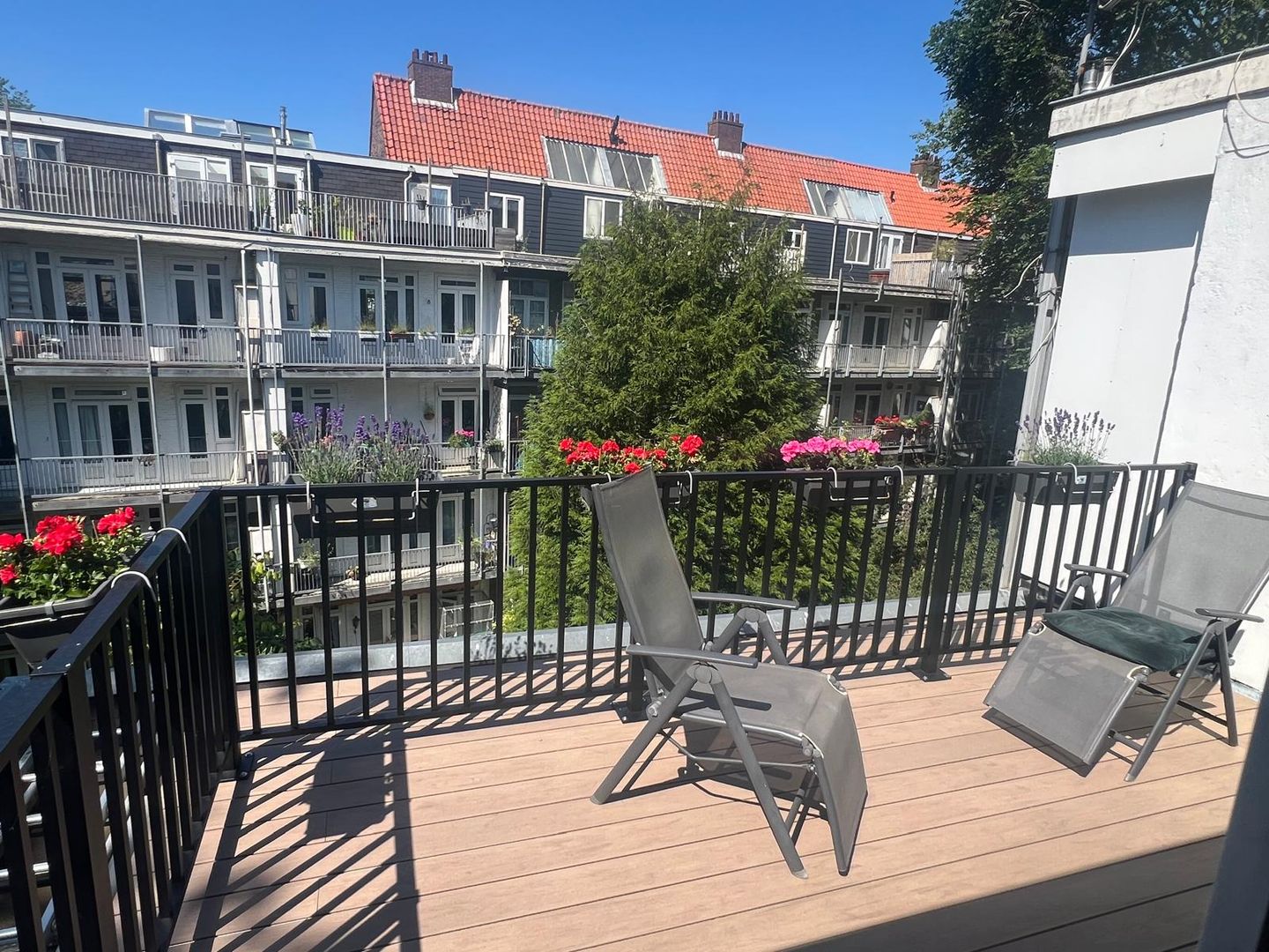 Photo 34 of Nickeriestraat 52-2