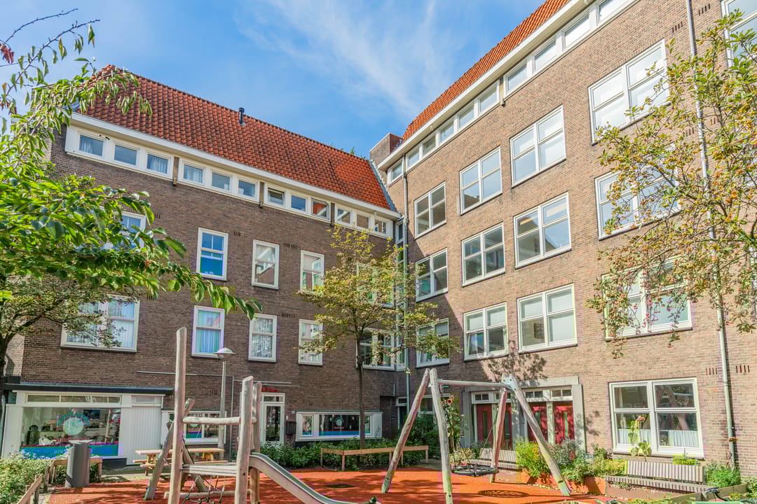 Photo 37 of Nickeriestraat 52-2