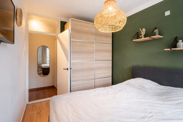 Foto 16 van Van der Helmstraat 456