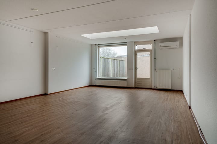 Foto 10 van Alessandria 12