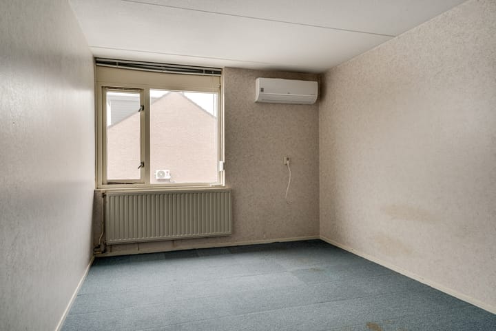 Foto 23 van Alessandria 12