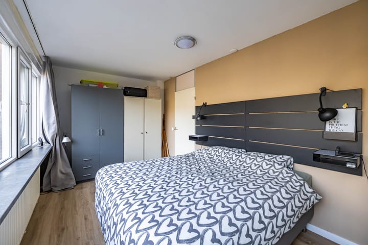 Foto 30 van Baken 155