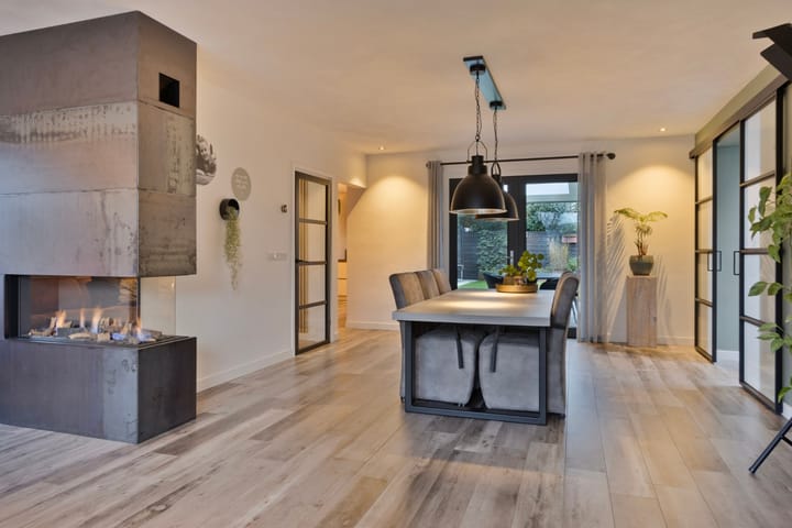 Photo 13 of Vlinkert 71