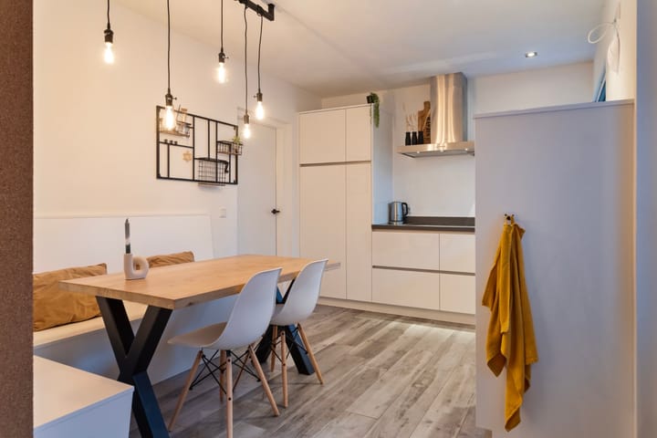 Photo 19 of Vlinkert 71