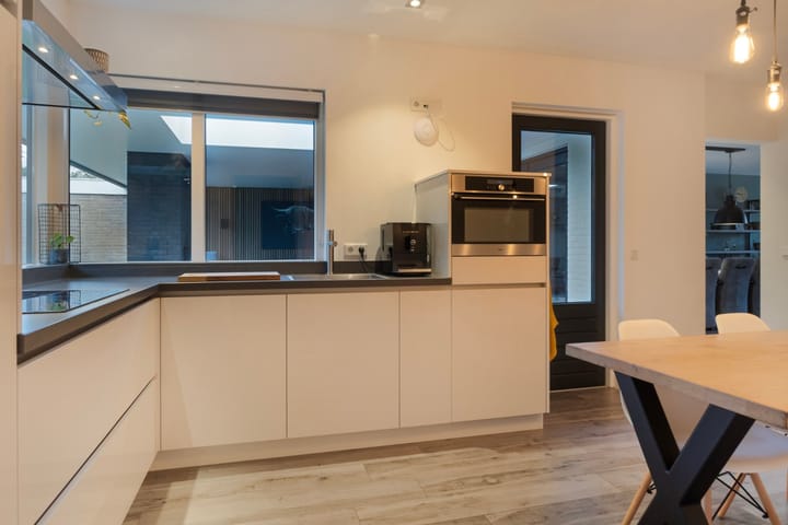 Photo 21 of Vlinkert 71