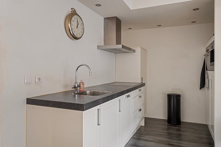 Photo 3 of Meijer van Leeuwenstraat 26