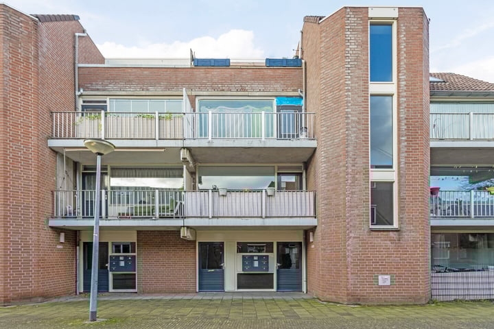 Photo 5 of Meijer van Leeuwenstraat 26