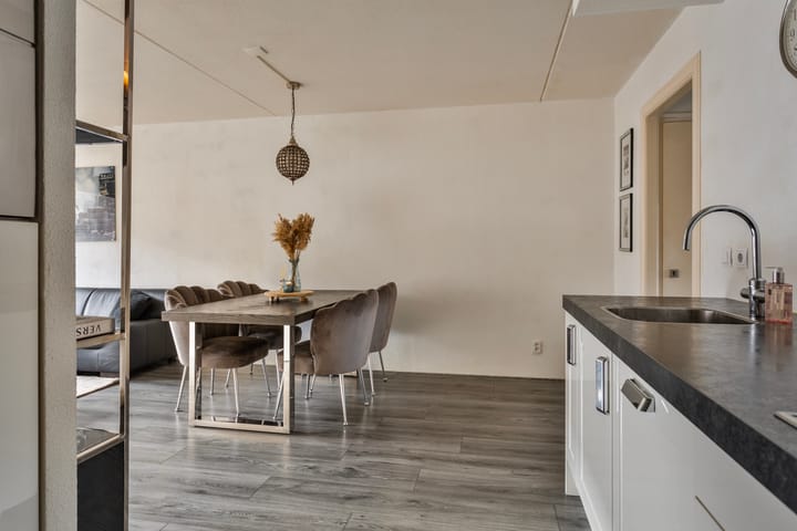 Photo 18 of Meijer van Leeuwenstraat 26