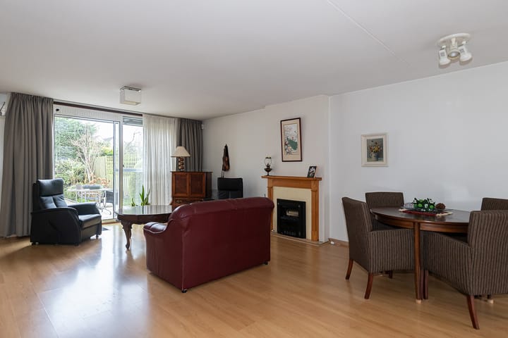 Foto 2 van Esdoornlaan 2