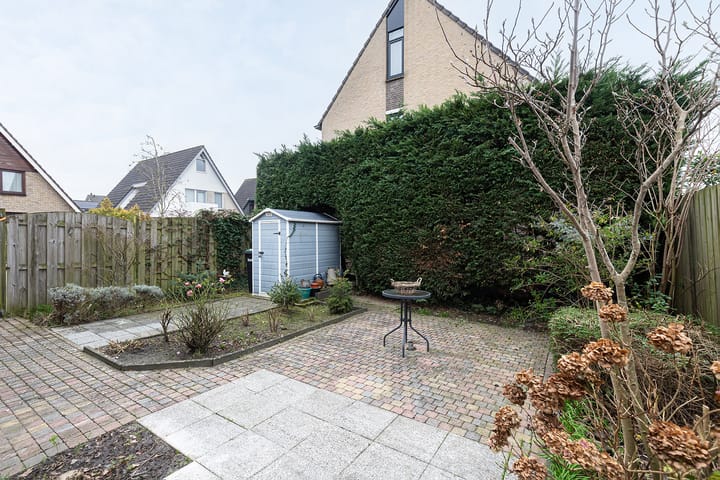 Foto 4 van Esdoornlaan 2